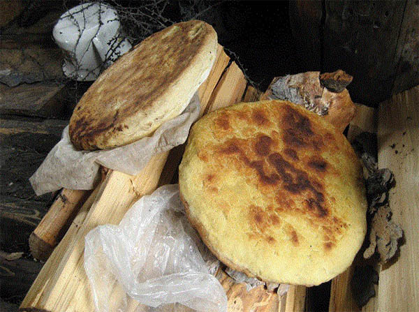 Таёжный хлеб колобо - дань эвенкийским традициям
